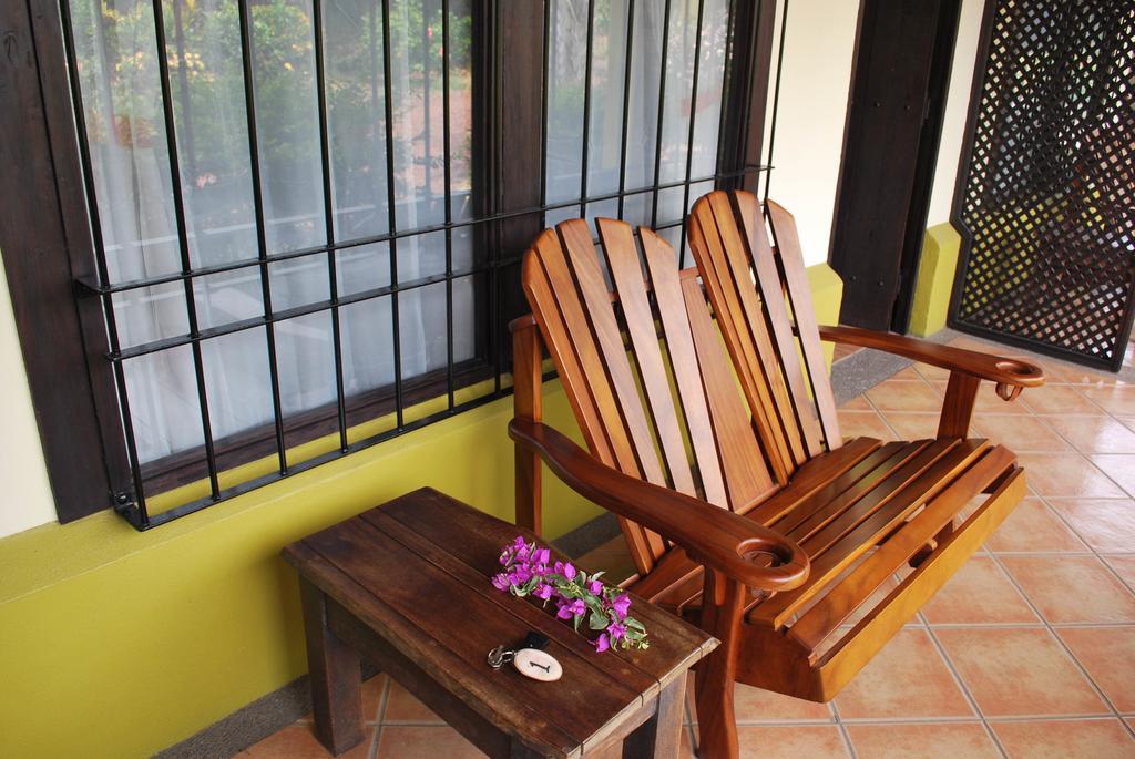 Dos Palmas Studio Apartments Río Segundo Eksteriør billede